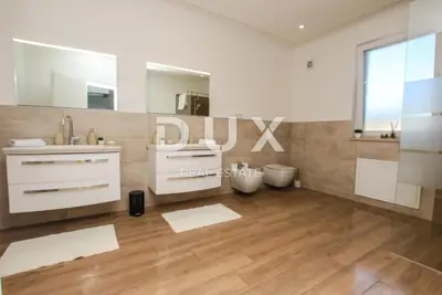 House 450 m², Rogovići, Kaštelir-Labinci - quiet location 4 km from the sea - 21