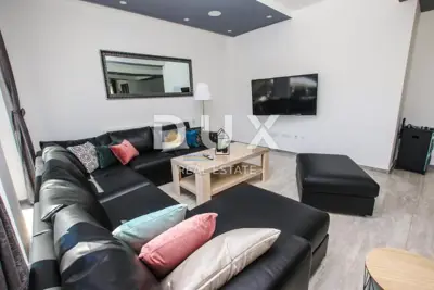 House 450 m², Rogovići, Kaštelir-Labinci - quiet location 4 km from the sea - 15