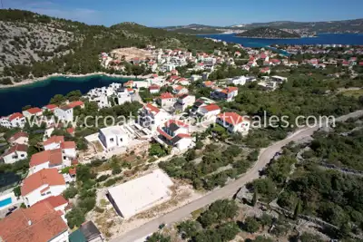 Wohnung 90 m², Rogoznica, Pool und 140 m² Hof - 11