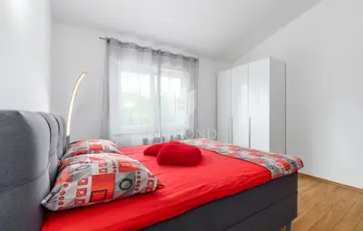 Labin, excellent single-storey house with pool - 16