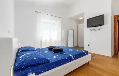 Labin, excellent single-storey house with pool - 12