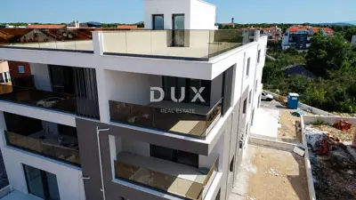 Penthouse 146.7 m², Srima - 3 bedrooms, rooftop terrace - 2
