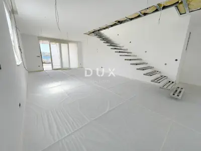 Penthouse 146.7 m², Srima - 3 bedrooms, rooftop terrace - 12