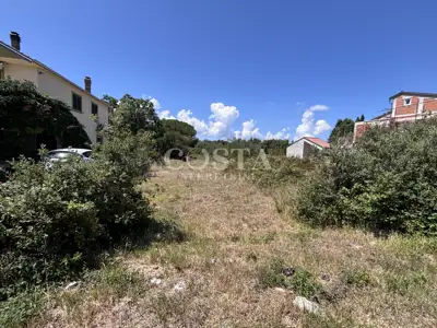 Građevinsko zemljište 971 m², Ugljan - mirna lokacija - 5