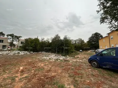 Građevinsko zemljište 844 m², Poreč - mirno naselje - 3
