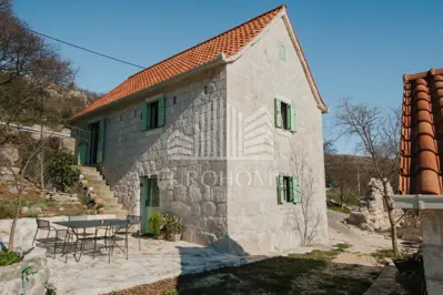 Trogir, Plano, Authentic Dalmatian house for rent, 70 m² - 20