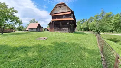 Traditionelles Haus, Stružec, 19.912 m² Grundstück und ruhige Lage - 3