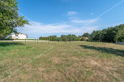 Baugrundstück 3 342 m², Sveti Petar u Šumi, flaches Grundstück - 2