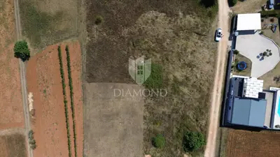 Građevinsko zemljište 841 m², Barban - blizu mora i mirno naselje - 4