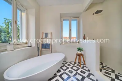 Kuća, Hvar, 240 m², 1 195 000 € - 16