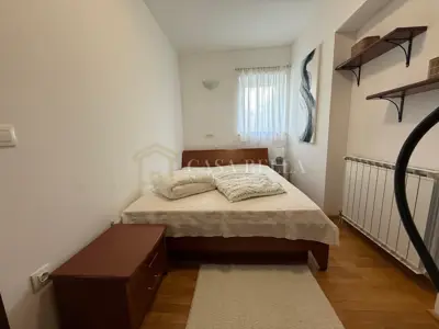 Donja Vežica: renovated 44.5 m² apartment for rent with sea views - 10