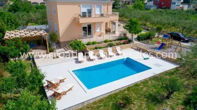 Haus, Kaštela, 338 m², 1.100.000 €
