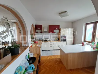 House for sale in Žitnjak, 780 m² - 7