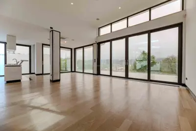 Vila 560 m², Prekrižje - rezidencijalna lokacija