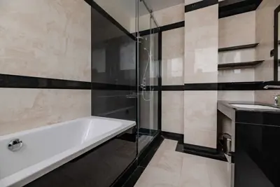 Prekrižje, novouređena vila 560 m², parking, bazen - 14