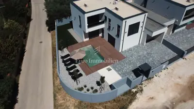 Kuća 188,91 m², Pomer - bazen i krovna terasa - 2