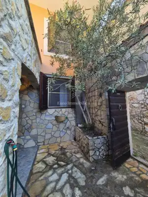 Stone house, Murter - old part, sea view and 4 apartments - 9