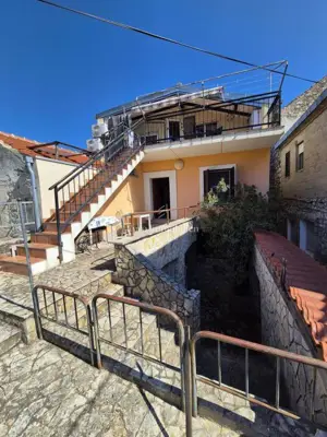 Stone house, Murter - old part, sea view and 4 apartments - 3