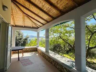 Otok Pag - kuća s lijepim dvorištem, 1. red do mora - 10