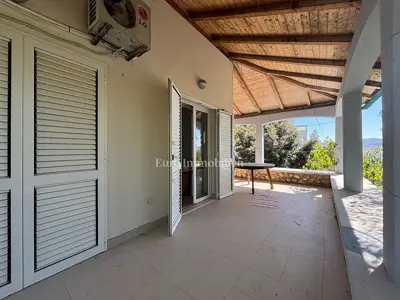 Otok Pag - kuća s lijepim dvorištem, 1. red do mora - 12