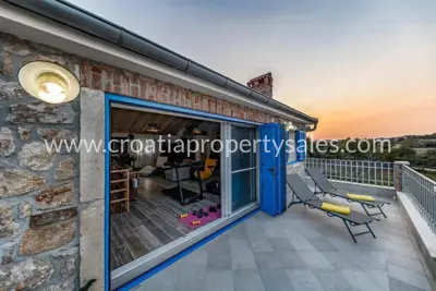 Haus, Zadar, 285 m², 1 470 000 € - 4