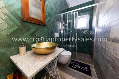Haus, Zadar, 285 m², 1 470 000 € - 8