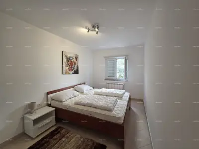 Prodaje se šarmantan stan u prizemlju, 60 m², Duga Uvala - 17