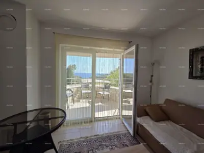 Prodaje se šarmantan stan u prizemlju, 60 m², Duga Uvala - 16
