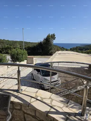 Prodaje se šarmantan stan u prizemlju, 60 m², Duga Uvala
