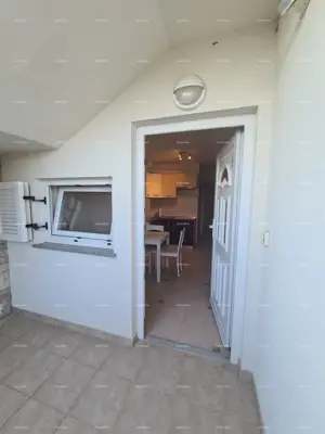 Prodaje se šarmantan stan u prizemlju, 60 m², Duga Uvala - 11