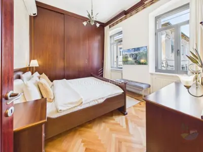 Apartment 75 m², Pula Center - sea view - 20