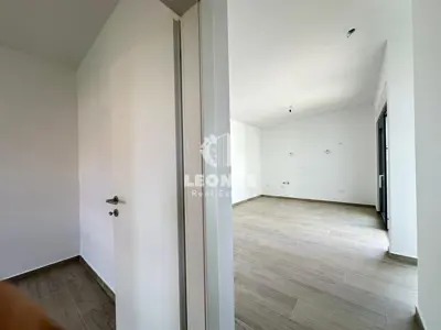 Moderan stan na drugom katu s pogledom na more u Lovrečici - 10
