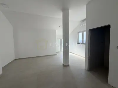 Stan 43 m², Crikvenica - terasa 49 m² i parkirno mjesto - 5