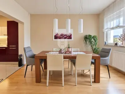 Wohnung 95 m², Martinkovac - 2 Zimmer + Wohnzimmer, ruhige Straße - 7