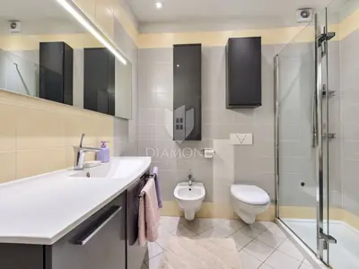 Wohnung 95 m², Martinkovac - 2 Zimmer + Wohnzimmer, ruhige Straße - 13