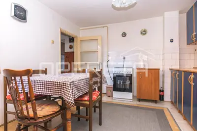 Kuća, Trnava, Zagreb - miran kvart i tri stambene jedinice - 4