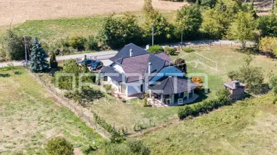 House 318 m², Sesvete - family house with garden area - 3