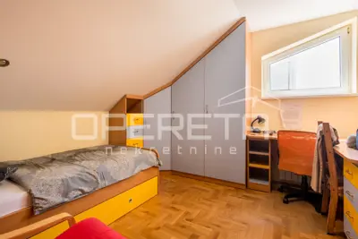 House 318 m², Sesvete - family house with garden area - 22