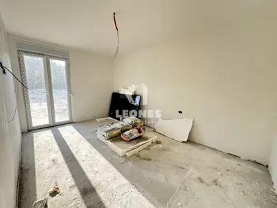 Stan u Žbandaju, Poreč, vrt 360 m² i spremište - 10