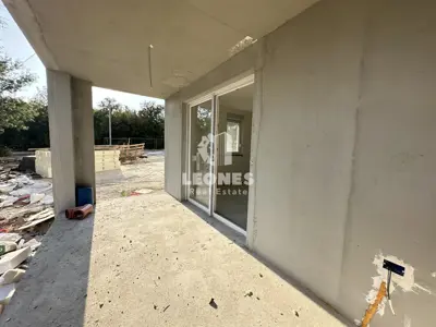 Stan u Žbandaju, Poreč, vrt 360 m² i spremište - 15