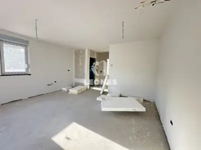 Stan u Žbandaju, Poreč, vrt 360 m² i spremište - 14