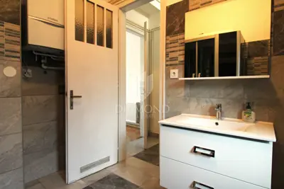 Apartment 107 m², Rijeka Centar - 3 rooms, 3 balconies - 12