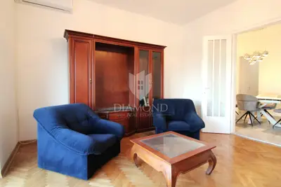 Apartment 107 m², Rijeka Centar - 3 rooms, 3 balconies - 8