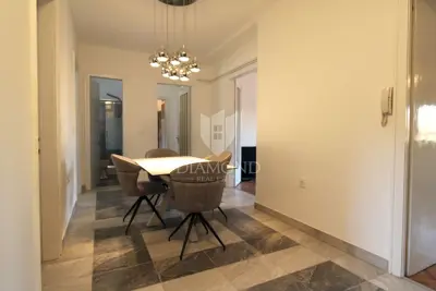 Apartment 107 m², Rijeka Centar - 3 rooms, 3 balconies - 3