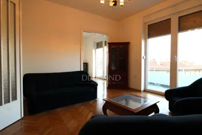 Apartment 107 m², Rijeka Centar - 3 rooms, 3 balconies - 7