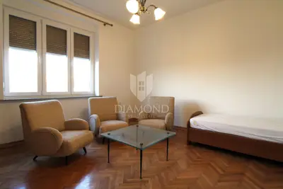 Apartment 107 m², Rijeka Centar - 3 rooms, 3 balconies - 6