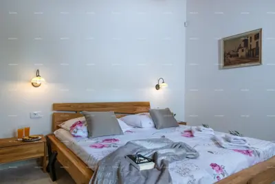 Villa 300 m², Kavran, pool and jacuzzi - 17