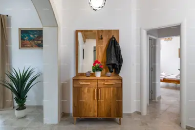 Villa 300 m², Kavran, pool and jacuzzi - 19
