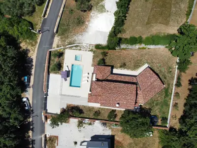 Villa 300 m², Kavran, pool and jacuzzi - 2