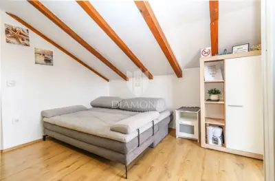 Kuća, Pješčana Uvala - 3 apartmana, 200 m od mora - 22